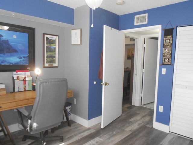 1000 Scotia Drive 304, Hypoluxo, FL 33462