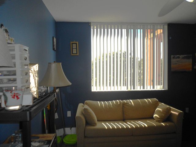 1000 Scotia Drive 304, Hypoluxo, FL 33462