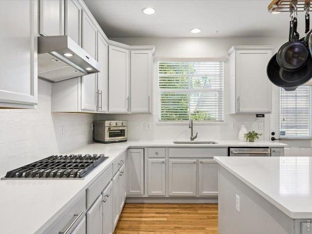 8775 E 28th Ave, Denver, CO 80238