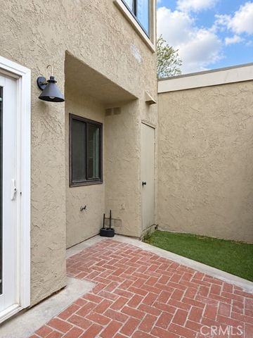 25 Sand Dollar Court, Newport Beach, CA 92663