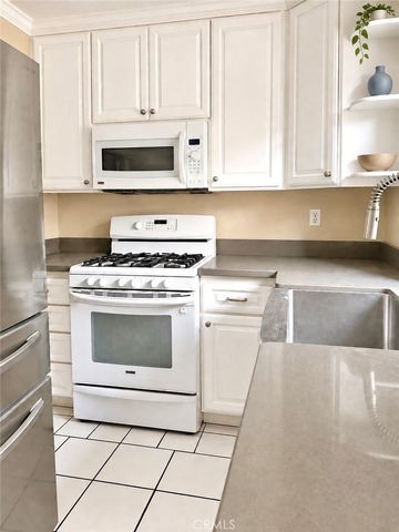25 Sand Dollar Court, Newport Beach, CA 92663