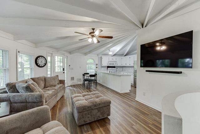 6440 Dogwood, Gainesville, GA 30506