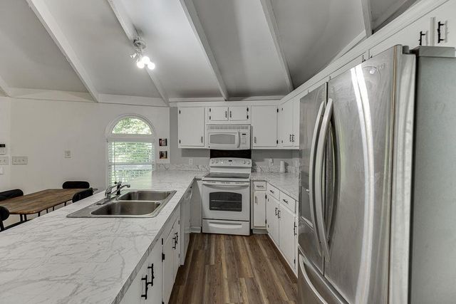 6440 Dogwood, Gainesville, GA 30506