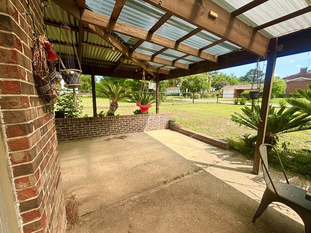 2203 Stonebridge Rd., Dothan, AL 36301