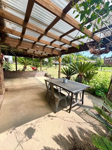 2203 Stonebridge Rd., Dothan, AL 36301