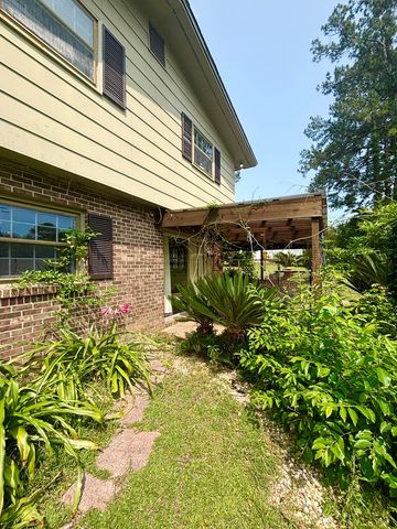 2203 Stonebridge Rd., Dothan, AL 36301