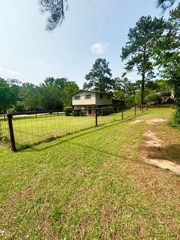 2203 Stonebridge Rd., Dothan, AL 36301