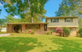 2203 Stonebridge Rd., Dothan, AL 36301