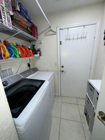 7108 HAWKS NEST Terrace, Riviera Beach, FL 33407