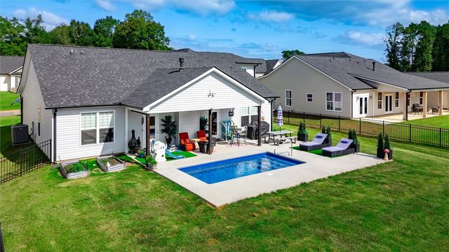 203 Legacy Lane, Pickens, SC 29671