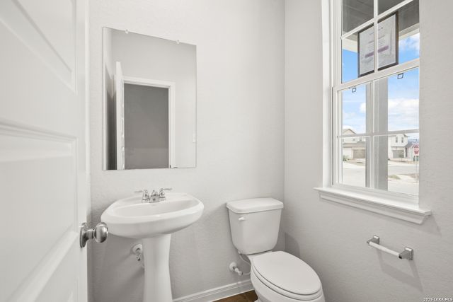 13602 Helton Pass, St Hedwig, TX 78152