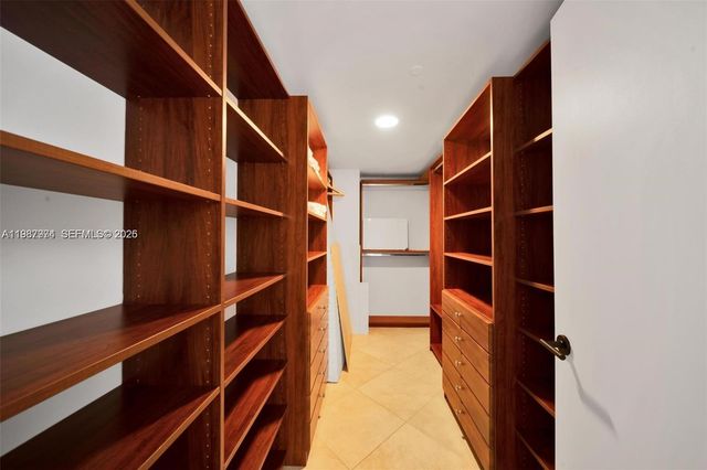 1830 S Ocean Drive 4704, Hallandale Beach, FL 33009