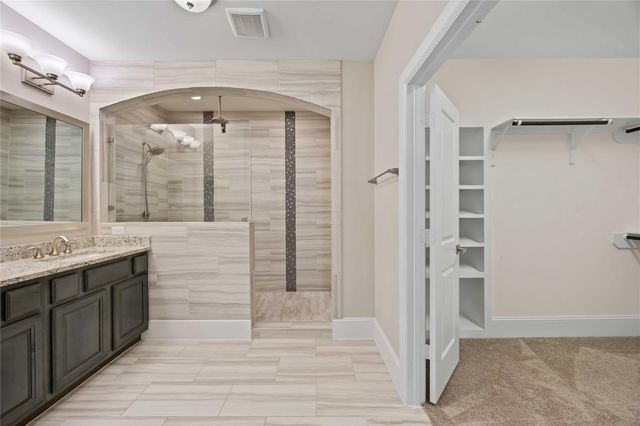 6723 Sussex Manor Street, Houston, TX 77055