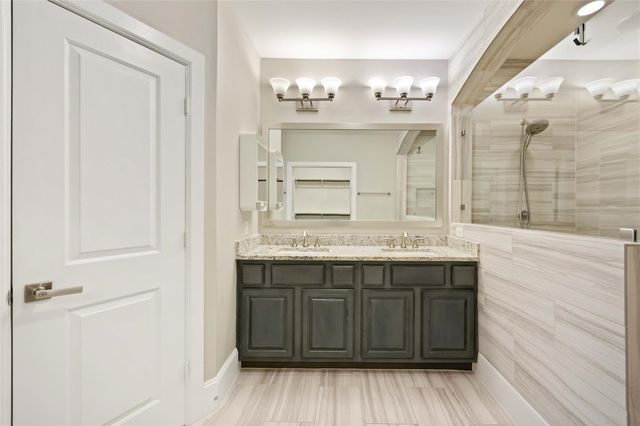 6723 Sussex Manor Street, Houston, TX 77055