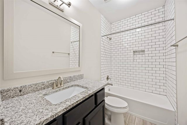 6723 Sussex Manor Street, Houston, TX 77055