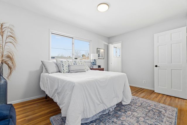 3909 Hilton Avenue NE, Albuquerque, NM 87110