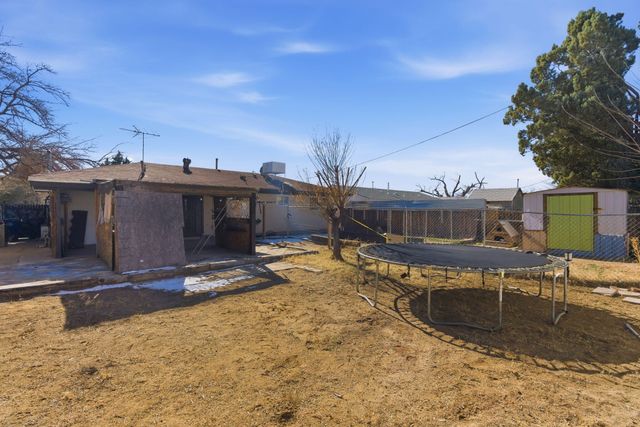 3909 Hilton Avenue NE, Albuquerque, NM 87110