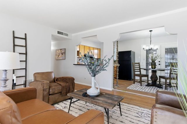 3909 Hilton Avenue NE, Albuquerque, NM 87110