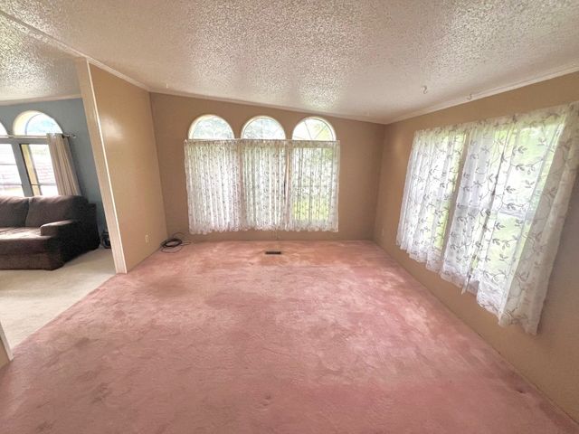 8235 WILLOW GLEN Trail, Erie, PA 16509