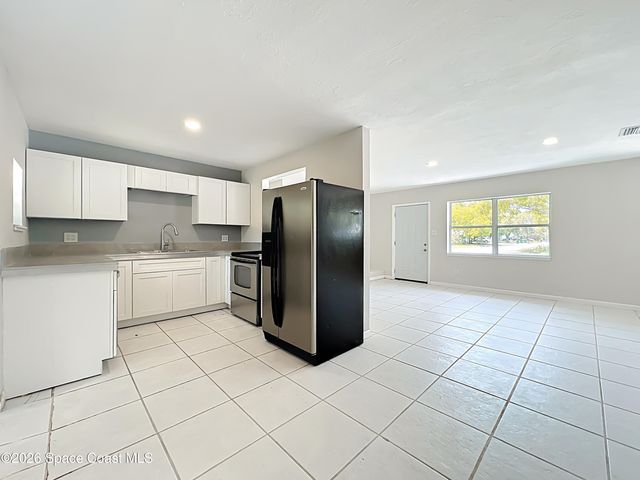 1424 Pineda Street, Cocoa, FL 32922