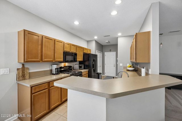176 S ARABELLA Way, Jacksonville, FL 32259