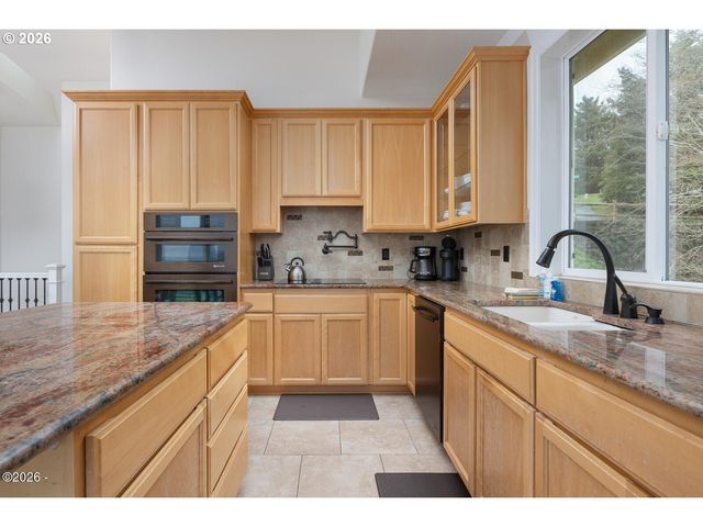 7415 E Summit Road, Pacific City, OR 97135