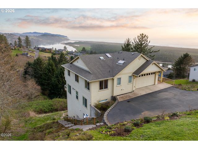 7415 E Summit Road, Pacific City, OR 97135