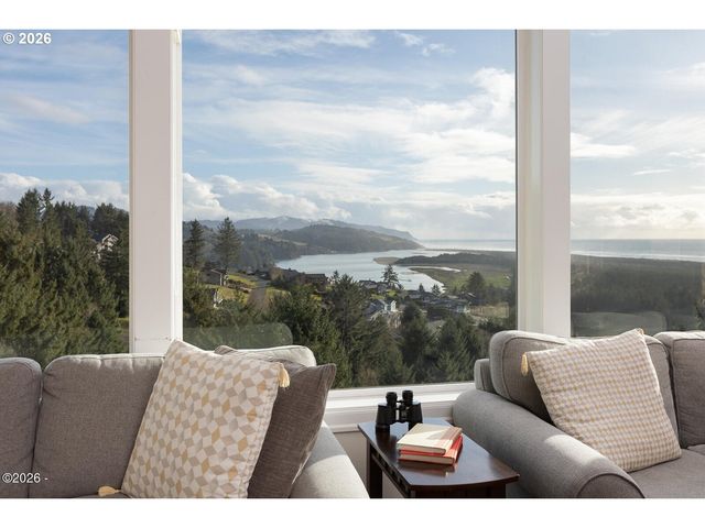 7415 E Summit Road, Pacific City, OR 97135