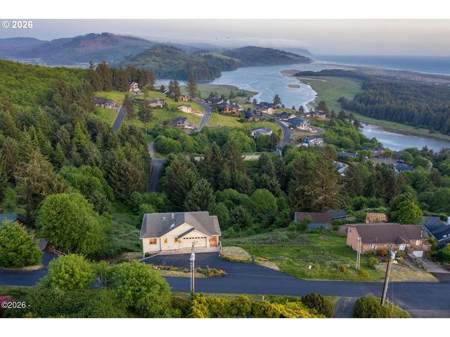 7415 E Summit Road, Pacific City, OR 97135