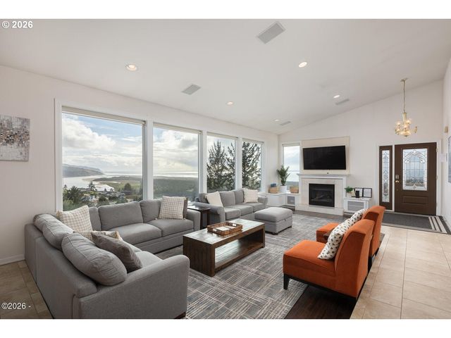 7415 E Summit Road, Pacific City, OR 97135