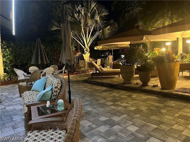 4840 CARRIAGE CT, Naples, FL 34114