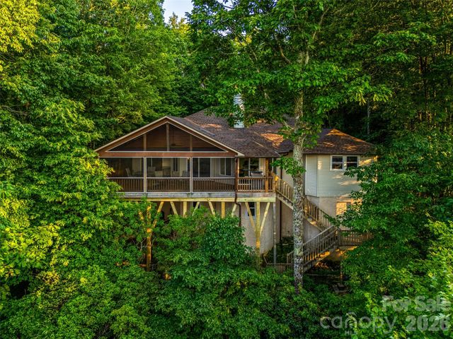 20 Adohi Court, Brevard, NC 28712