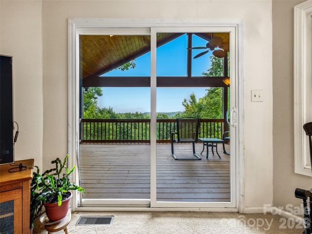 20 Adohi Court, Brevard, NC 28712
