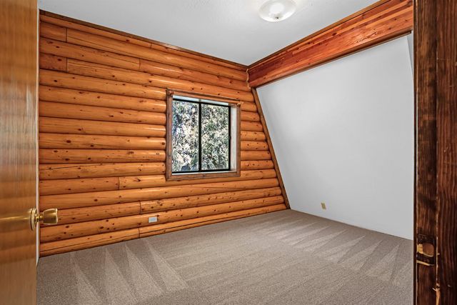 6187 Outingdale Rd, Somerset, CA 95684