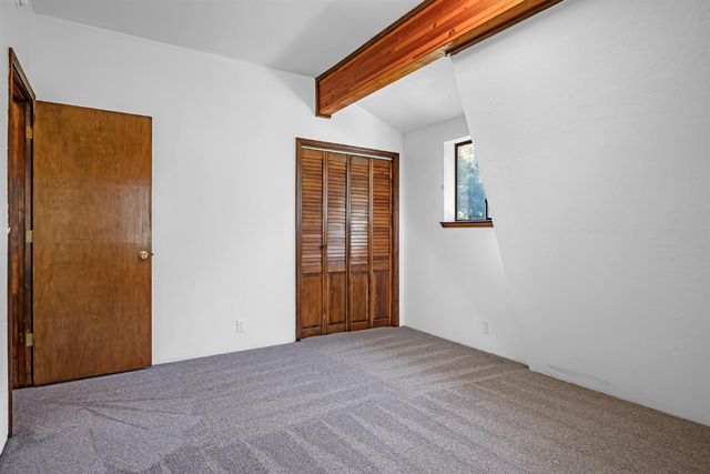 6187 Outingdale Rd, Somerset, CA 95684