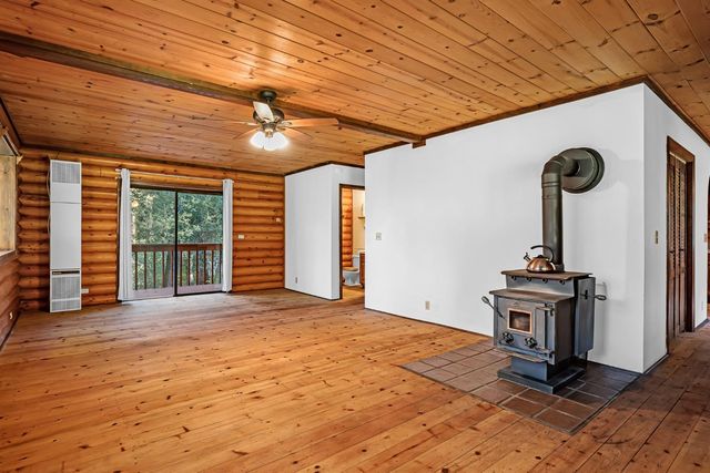 6187 Outingdale Rd, Somerset, CA 95684