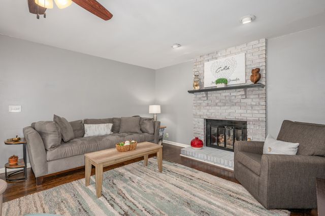 2607 Regency Park Dr, Murfreesboro, TN 37129