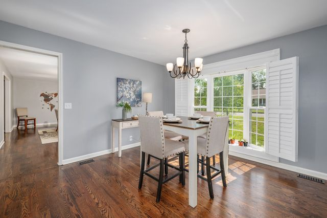 2607 Regency Park Dr, Murfreesboro, TN 37129