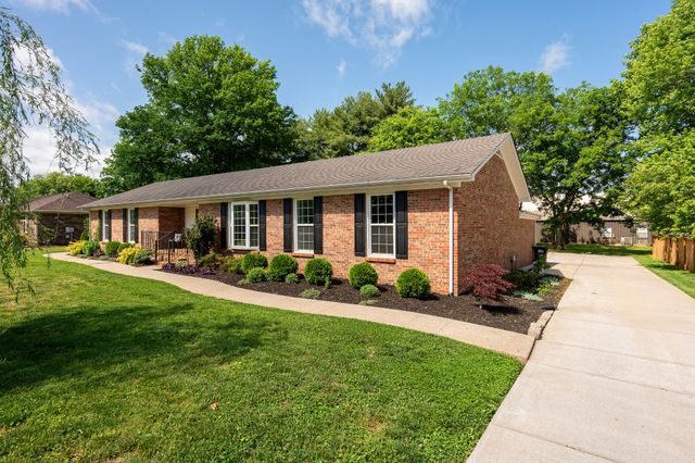 2607 Regency Park Dr, Murfreesboro, TN 37129