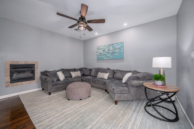 2607 Regency Park Dr, Murfreesboro, TN 37129