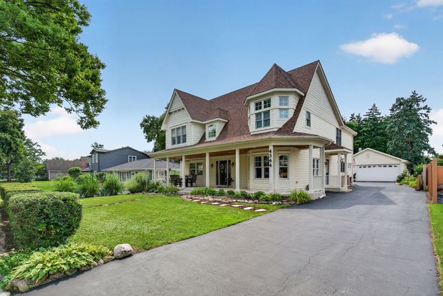 4344 Elm Street, Downers Grove, IL 60515