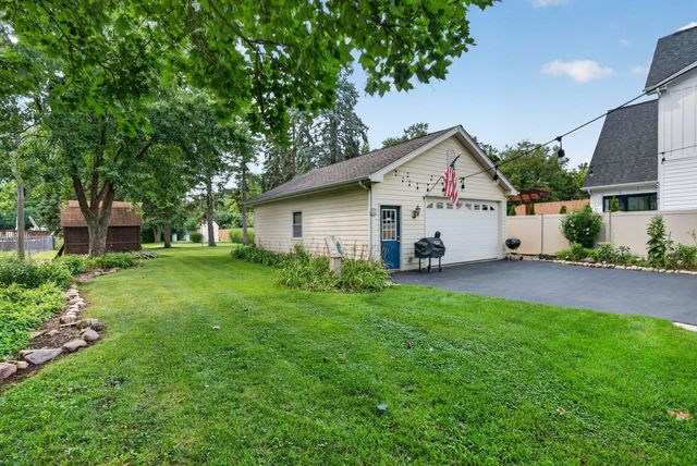 4344 Elm Street, Downers Grove, IL 60515
