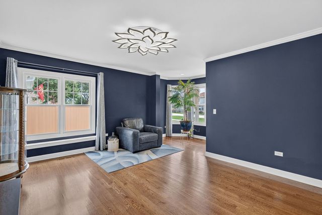 4344 Elm Street, Downers Grove, IL 60515