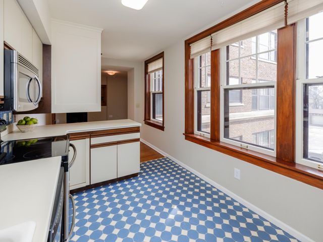 471 W South Street 207, Kalamazoo, MI 49007