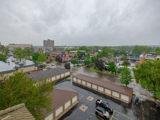 471 W South Street 207, Kalamazoo, MI 49007