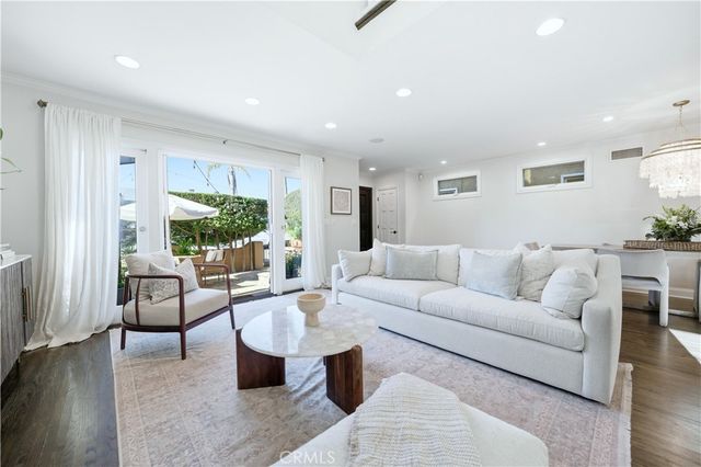 174 Claremont, Long Beach, CA 90803