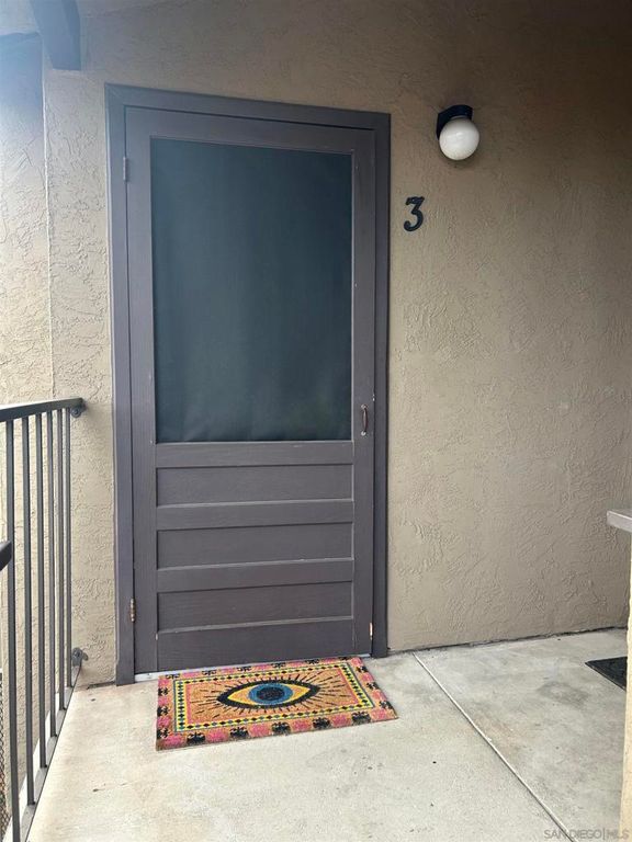 Image 28 of property listing at 4672 Kansas Street 3, San Diego, CA 92116