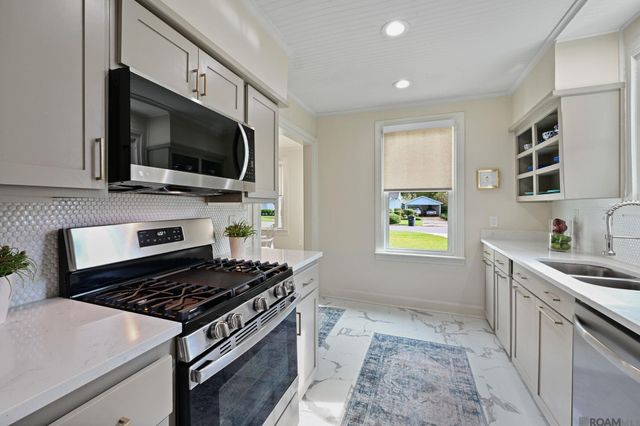 1451 Aberdeen Ave, Baton Rouge, LA 70808