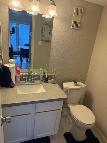 6111 Beverly Hill Street 35, Houston, TX 77057