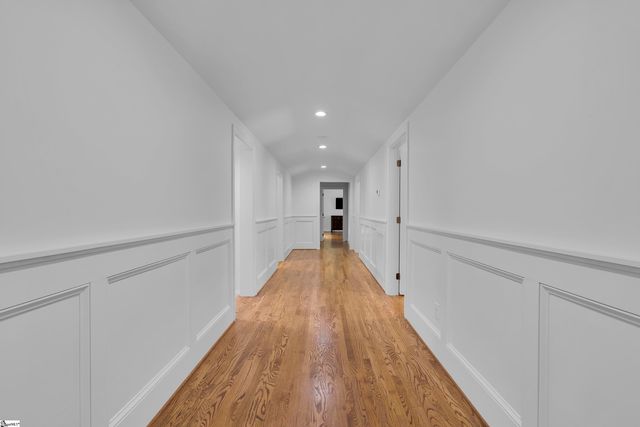 9 Springdale Lane, Spartanburg, SC 29302